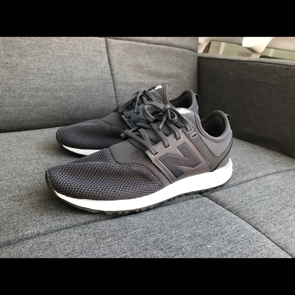 New Balance Gray Training Shoes. Perfect condition